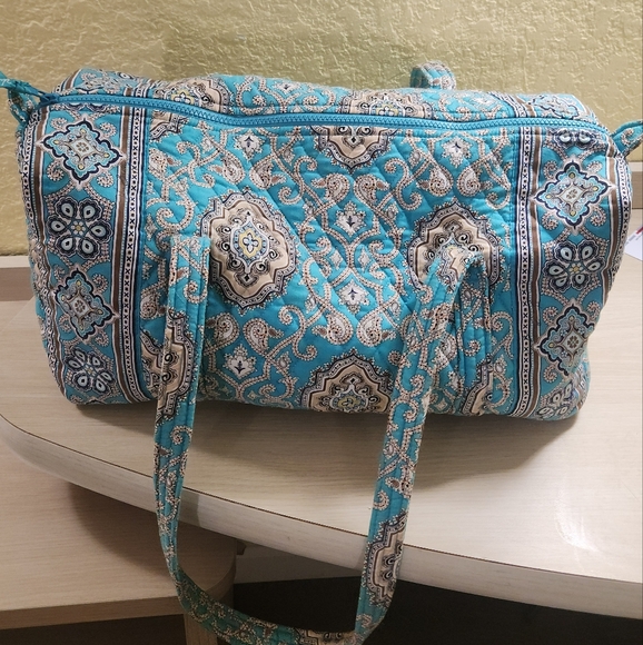 Vera Bradley Handbags - Vera Bradley Blue and Cream Travel Bag Weekend Bag Floral Bag Tote Bag